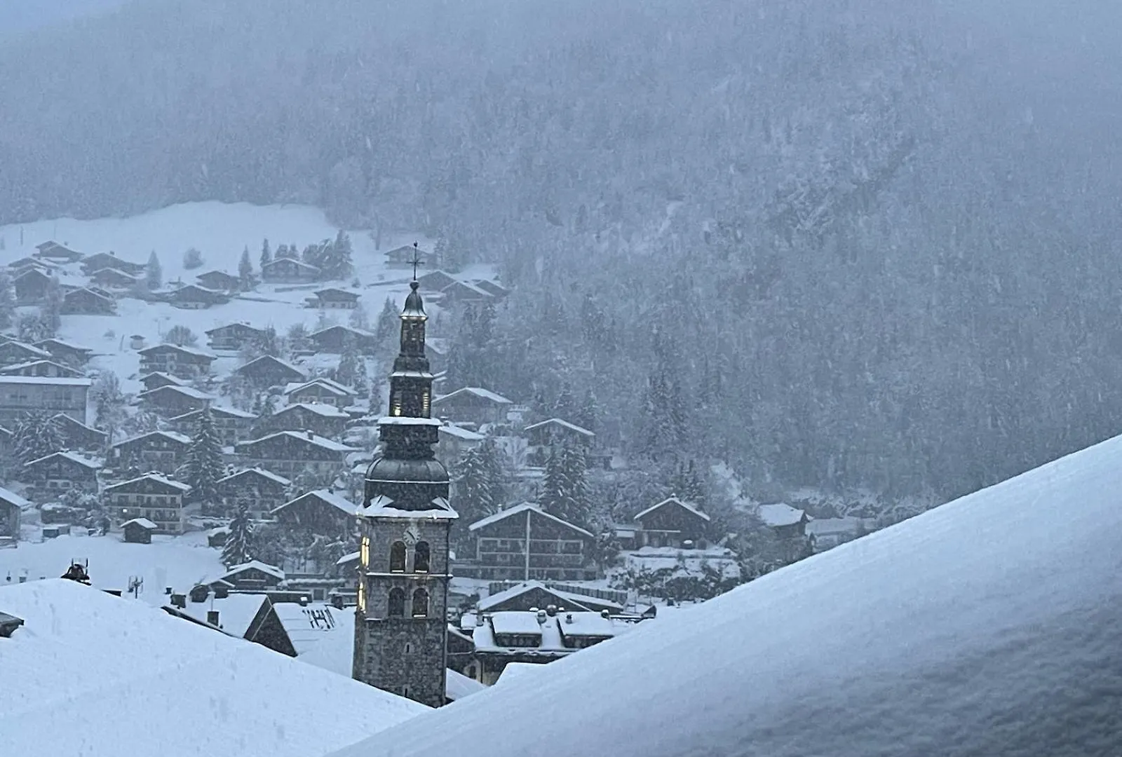 Apartment Duplex Skis Aux Pieds Centre Village - 6 Couchages - 2 Salles De Bain La Clusaz